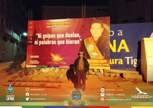 El Gobierno Autónomo Departamental de La Paz Coloca Gigantografías de concientización contra la Violencia hacia la Mujer