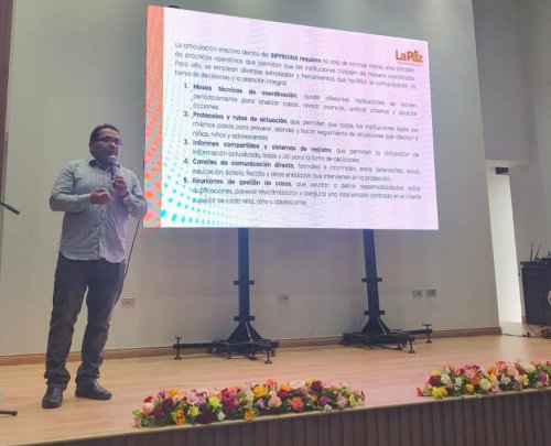 ¡LIDERANDO EL CAMBIO POR EL BIENESTAR DE LA NIÑEZ Y LA FAMILIA!